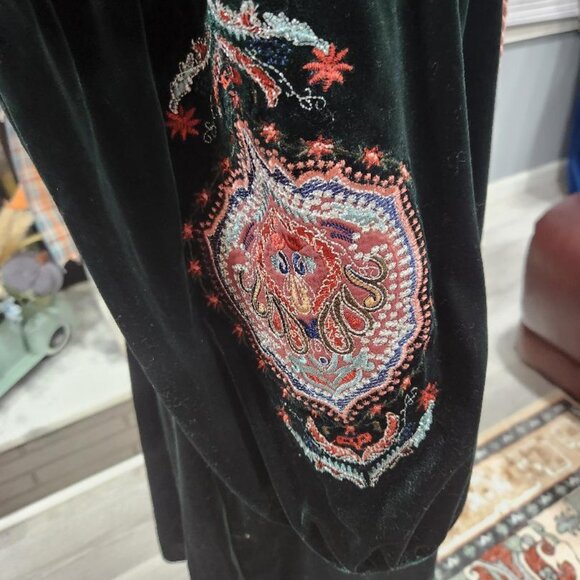 Chelsea & Theodore Velvet Embroidered Dress with Tassels Sz XL - Picture 8 of 12